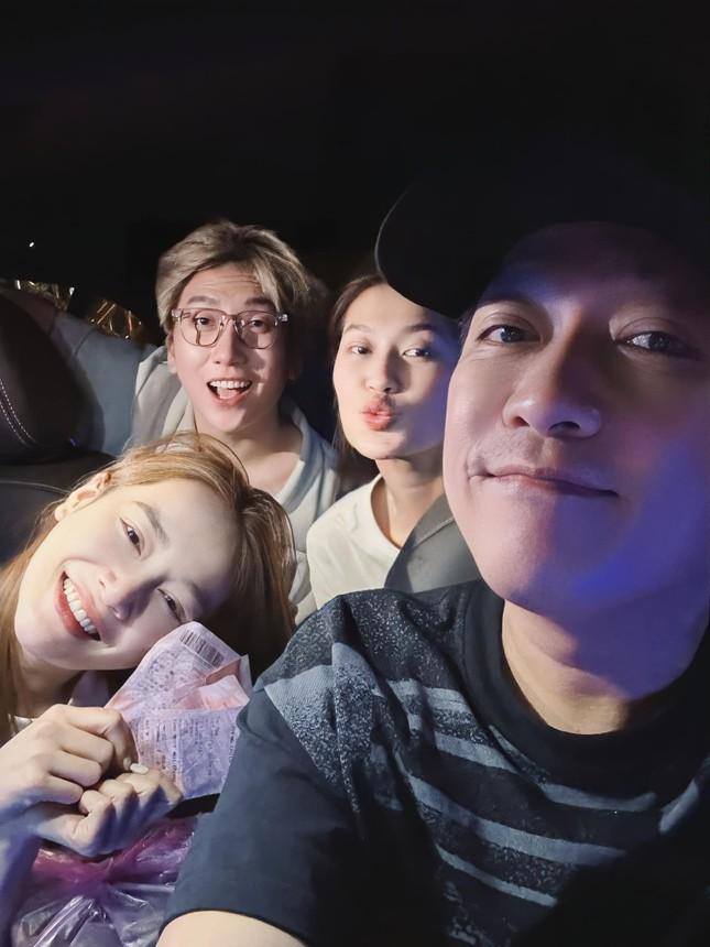 Giữa lúc mang bầu, Nhã Phương thú nhận khóc sưng cả mắt là sao?-1