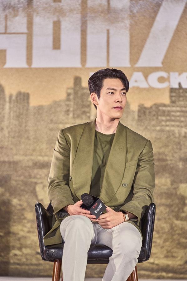 Kim Woo Bin Người Thừa Kế khen hết lời tài tử Trái Tim Mùa Thu-2