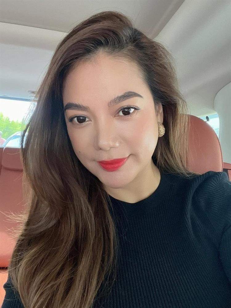 Trương Ngọc Ánh U50 đẹp chấp tuổi tác, ảnh bị chụp lén như nữ thần-5