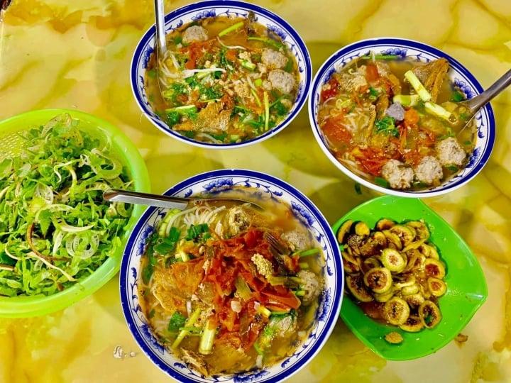 Bún dù ngon đến mấy nhưng 4 nhóm người này cần tránh thật xa-1