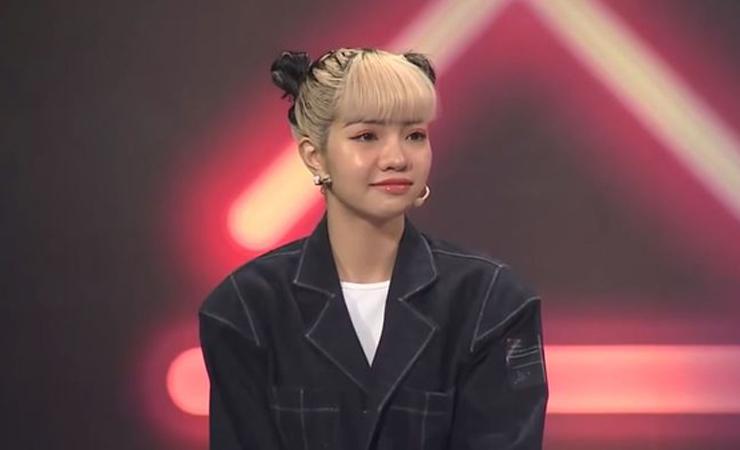 Nhan sắc thật của chiến thần review Hà Linh có bằng Lisa Việt Nam?-10