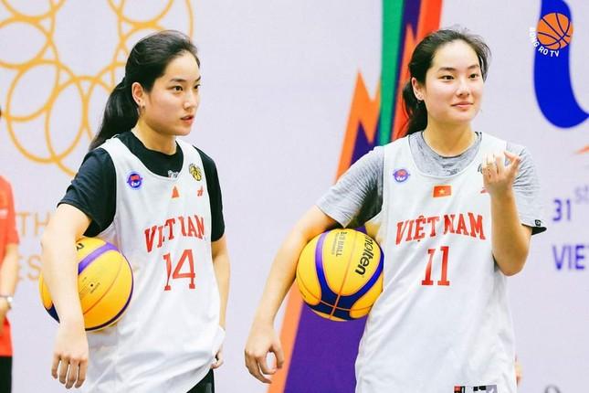 Loạt khoảnh khắc đáng yêu của cặp chị em song sinh tại SEA Games 32-1