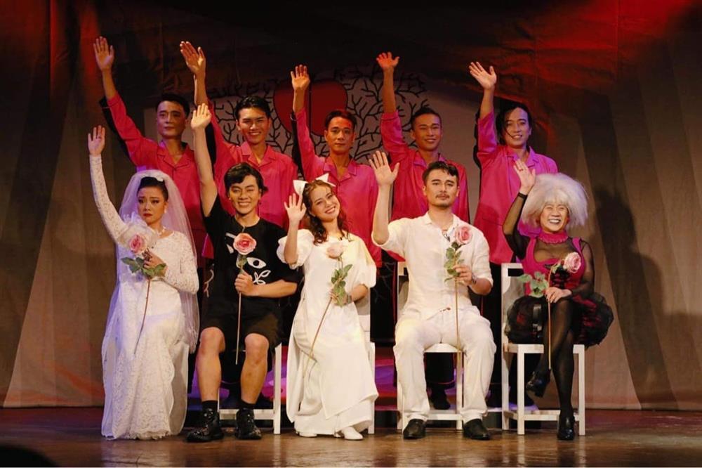 Nữ chính Alo! Lộ hàng nói về đoạn clip ôm Thành Lộc khóc nấc ở hậu trường-1