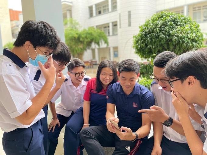 Vận động viên đoạt huy chương vàng nhận lương tiến sĩ-3