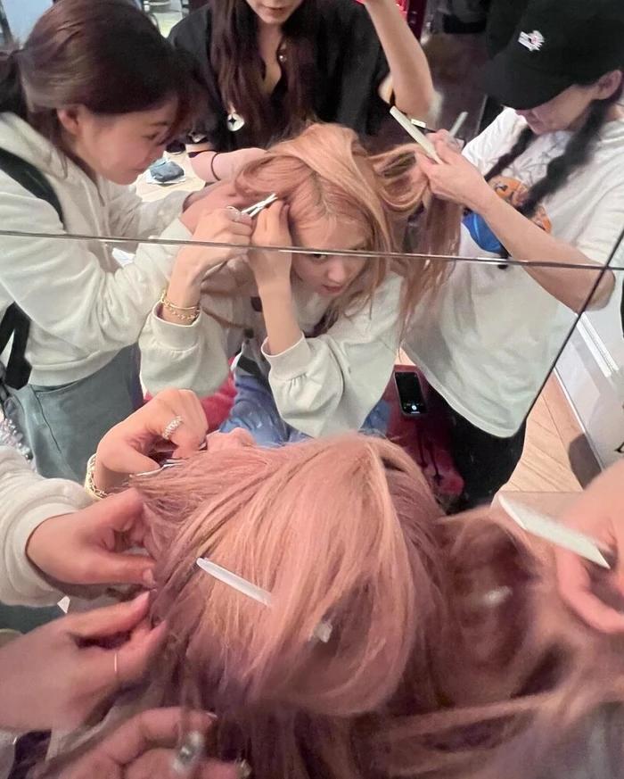 Không ngờ cũng có ngày fan mong Rosé ngừng nhuộm tóc vàng-7