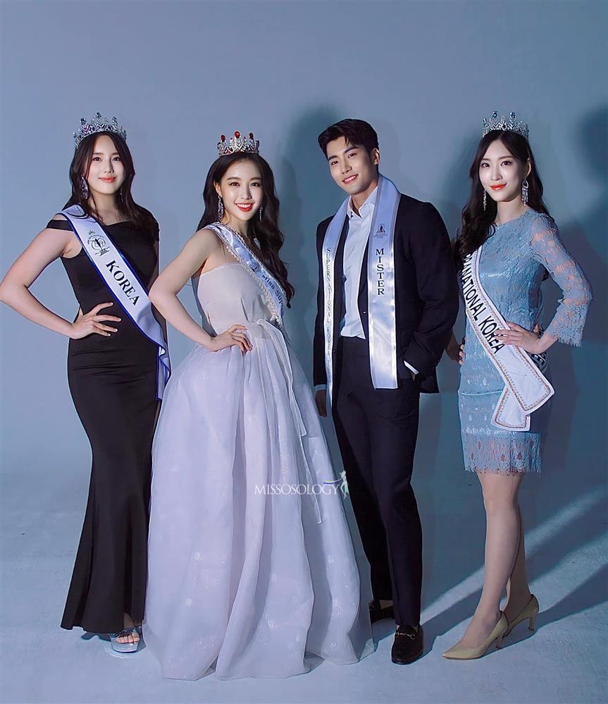 Đêm đăng quang Hoa hậu Siêu quốc gia Hàn Quốc bị chê giống hội chợ-2