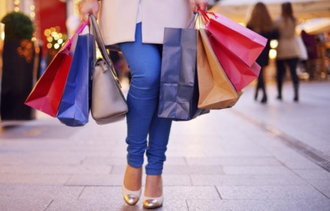 Chồng không cho quản lý tiền, vợ bế con về nhà ngoại, đòi ly hôn-2