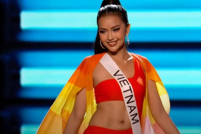 Hoa hậu Ngọc Châu bị buộc thôi học-1