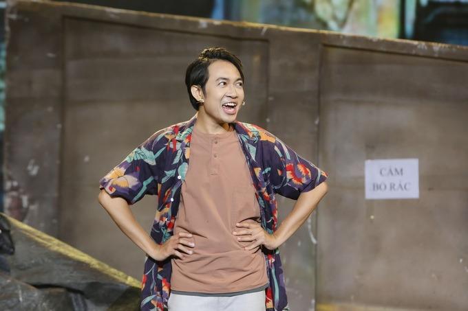 Tân Quán quân Cười Xuyên Việt: Cha mẹ đi tu, cu li đoàn phim-2