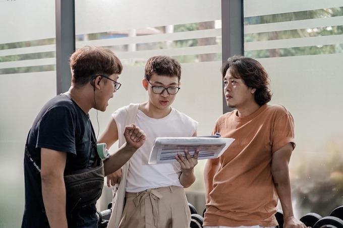 Tân Quán quân Cười Xuyên Việt: Cha mẹ đi tu, cu li đoàn phim-3