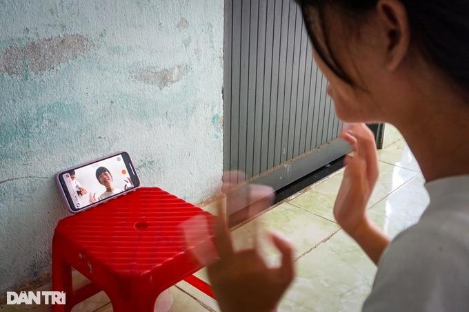 Cuộc sống cô gái vàng trong làng thả thính Nga Bento giờ ra sao?-4