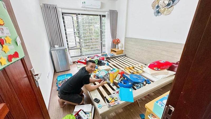 MC Hoàng Linh chuyển phòng cho con riêng, hành động chồng mới gây chú ý-14