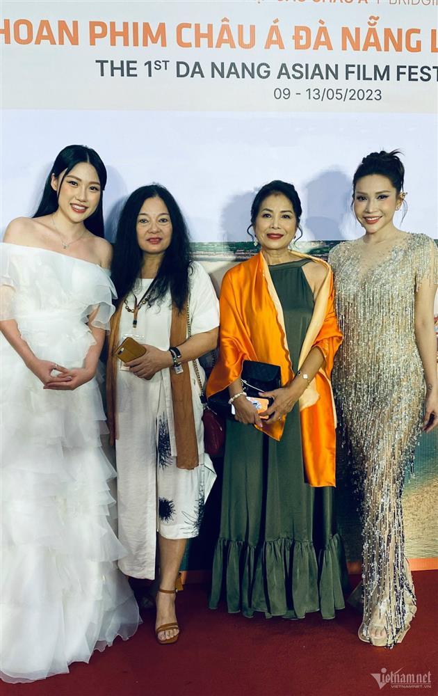 Uyển Ân: Trấn Thành không dám bỏ show Rap Việt vì sợ đền hợp đồng-4