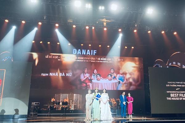 Uyển Ân thoát mác em gái Trấn Thành với vai chính trong phim mới-3