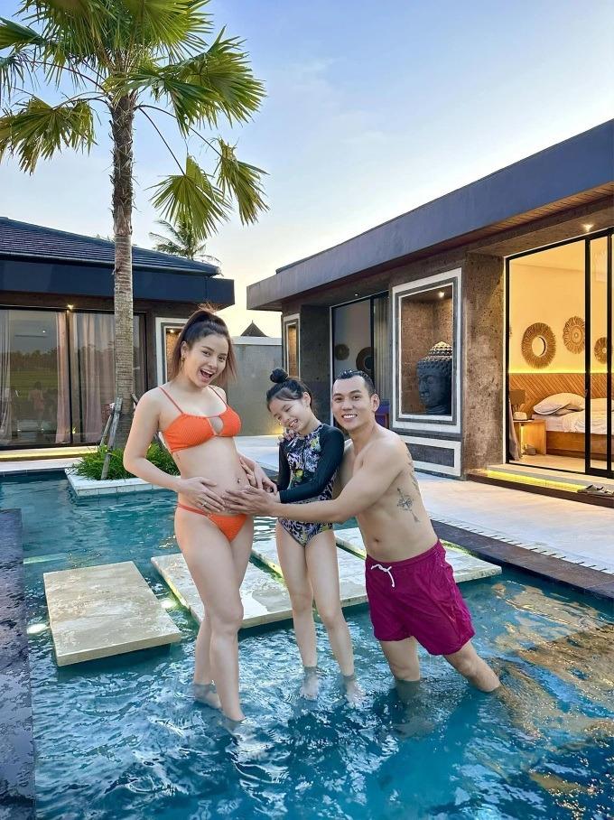 Loạt mỹ nhân Việt bụng bầu vượt mặt vẫn gợi cảm hút hồn-5