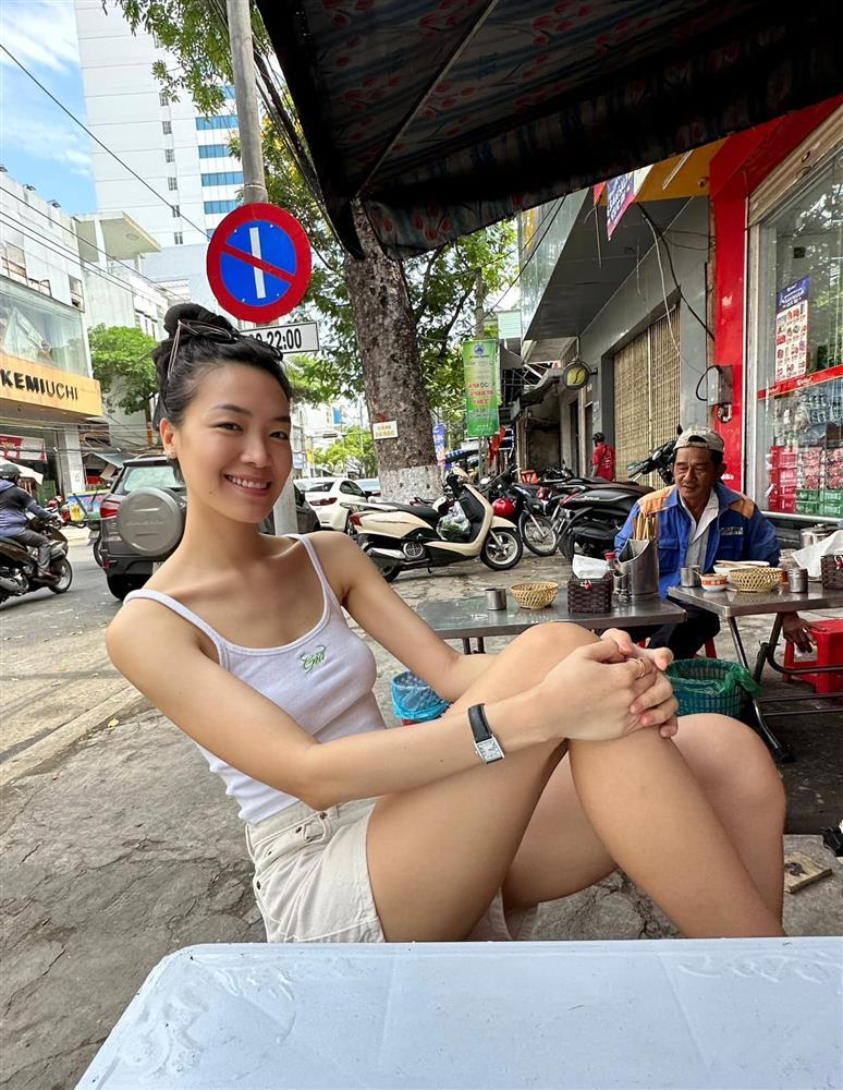 Mặt mộc của Hoa hậu Thùy Dung ở tuổi 33-3