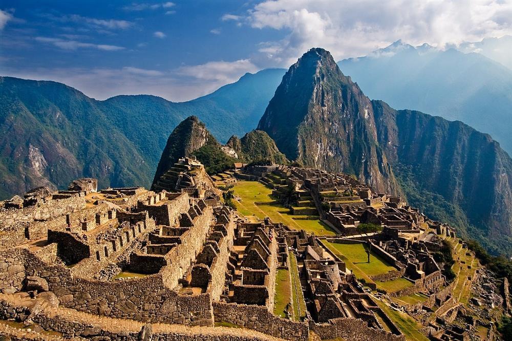 Hai du khách bị tạm giam vì chụp ảnh khỏa thân ở Machu Picchu-2