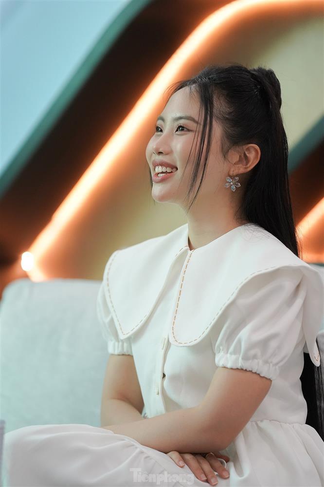 Tuổi 20 của Phương Mỹ Chi: Làm chủ tịch, chưa có nụ hôn đầu đời-6