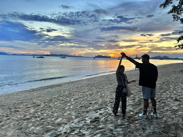 Yêu cô gái Hải Phòng kém 13 tuổi, chàng trai Mỹ khiến dân mạng trầm trồ-2