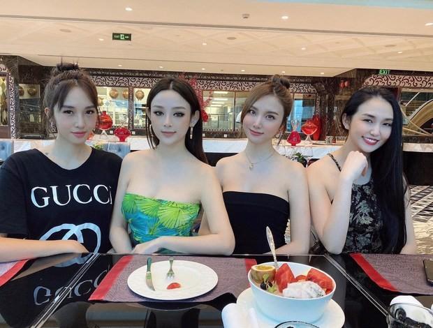 Bộ tứ hot girl Hà thành: Người ở biệt thự 80 tỷ, người lấy ca sĩ nổi tiếng-4