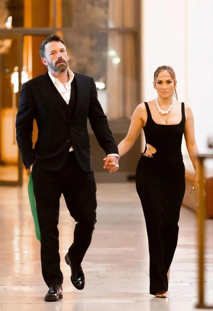 Ben Affleck và Jennifer Lopez lại căng thẳng: Liên tục dấu hiệu rạn nứt-5