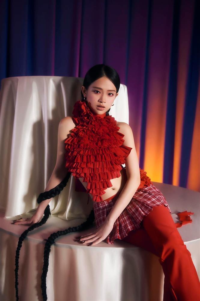 Hotgirl cầm mic: Chi Pu khiến Vnet quay xe, Khả Ngân nhanh nhạy chuyển hướng-2