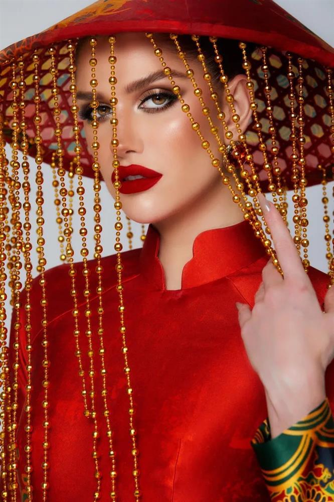 Hoa hậu Isabella Menin mặc áo dài đội nón lá, khởi động Miss Grand 2023-3