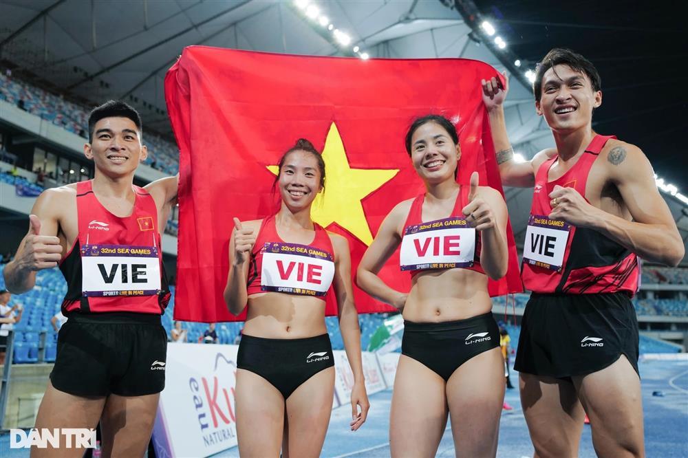Nhìn lại loạt khoảnh khắc vàng điền kinh Việt Nam tại SEA Games 32-12