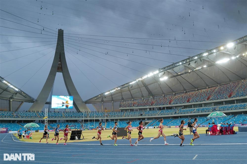 Nhìn lại loạt khoảnh khắc vàng điền kinh Việt Nam tại SEA Games 32-1