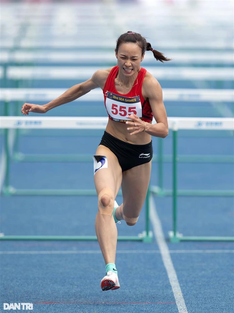 Nhìn lại loạt khoảnh khắc vàng điền kinh Việt Nam tại SEA Games 32-17