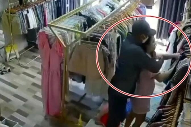 Mượn xe bạn đi cướp, gây án xong chạy mất dép quên cả xe-1