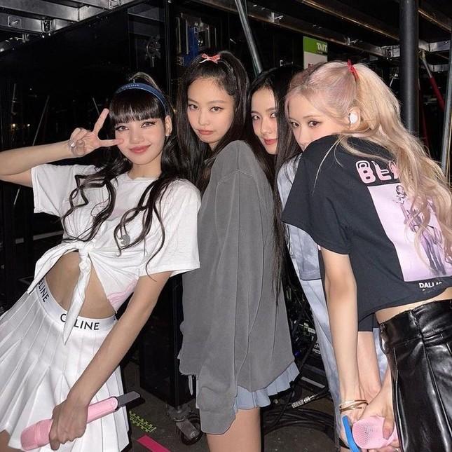 Fan suy đoán tương lai BLACKPINK cùng lời nguyền 7 năm-1