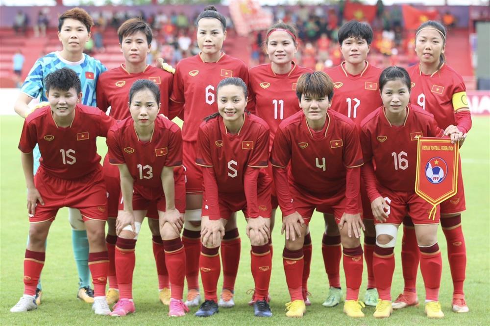 Nhan sắc không phải dạng vừa của các nữ cầu thủ Việt Nam tại SEA Games 23-1