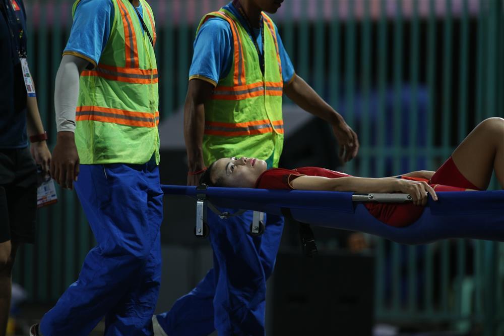 Trung vệ tuyển nữ Việt Nam nhập viện cấp cứu-2