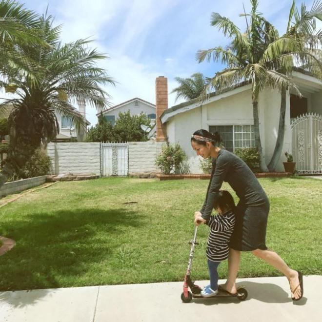 Bạn thân Tăng Thanh Hà sống bình yên xứ người sau đổ vỡ hôn nhân-17