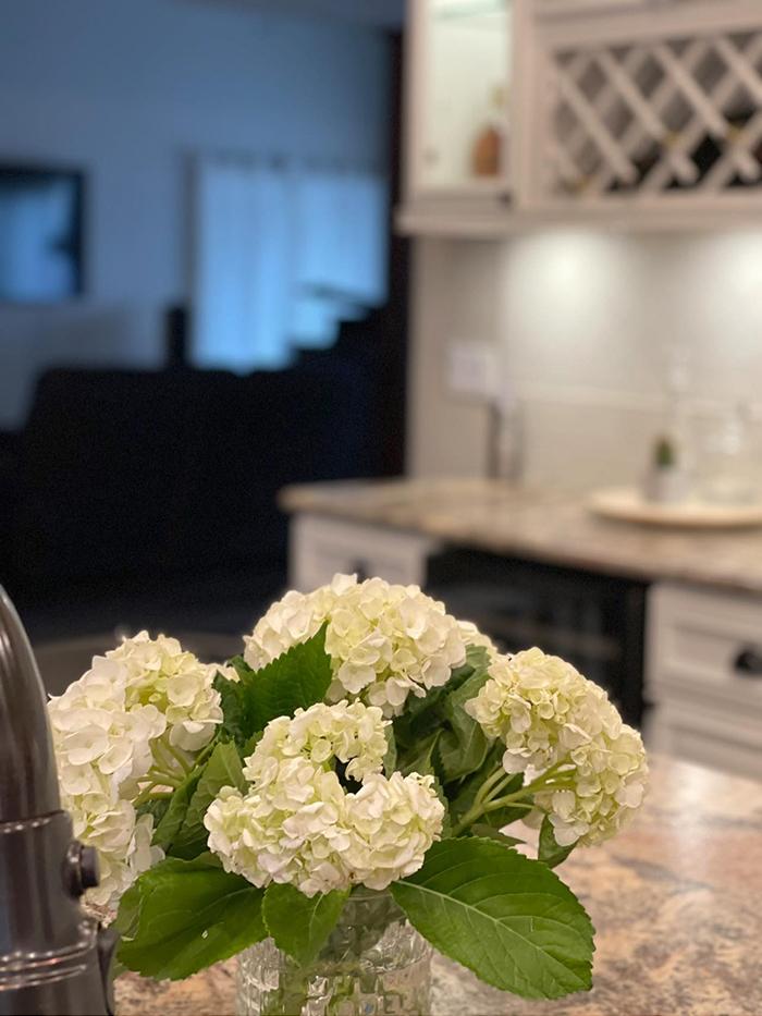 Bạn thân Tăng Thanh Hà sống bình yên xứ người sau đổ vỡ hôn nhân-7