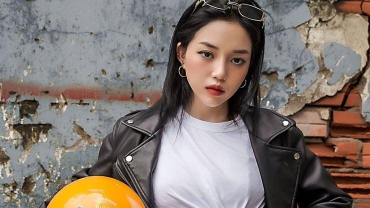 Hot streamer Linh Ngọc Đàm khoe đường cong hút vạn like-1