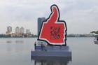Xôn xao biểu tượng check-in khó hiểu ở hồ Tây