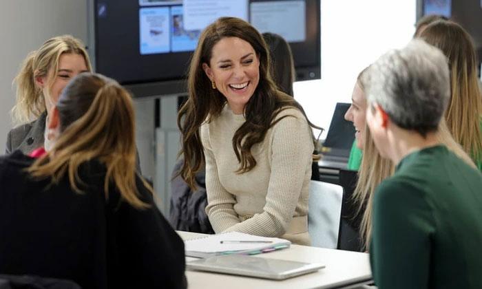 Cách Vương phi xứ Wales trở thành hiệu ứng Kate-4