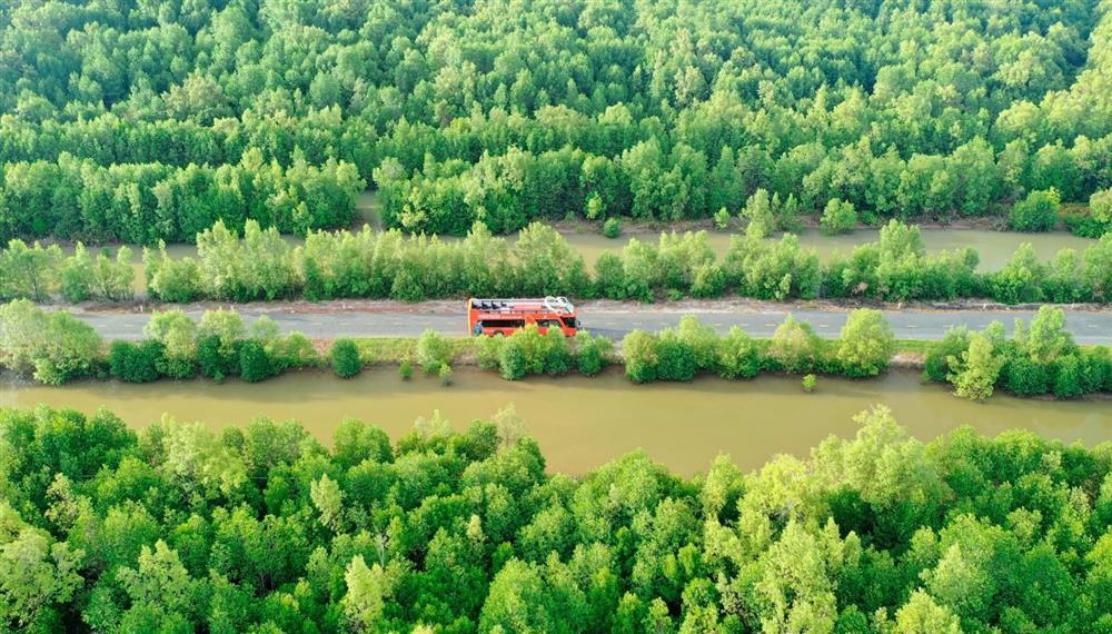 Chuyến xe ‘tiến bước sống đầy’ của FWD đổ bộ Cà Mau, Bạc Liêu-1