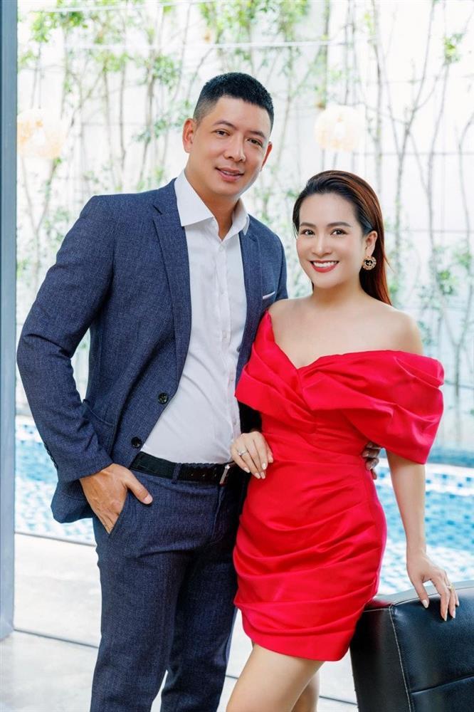 Bình Minh tụt dốc, vợ doanh nhân hơn 6 tuổi lão hóa ngược sau 15 năm kết hôn-7