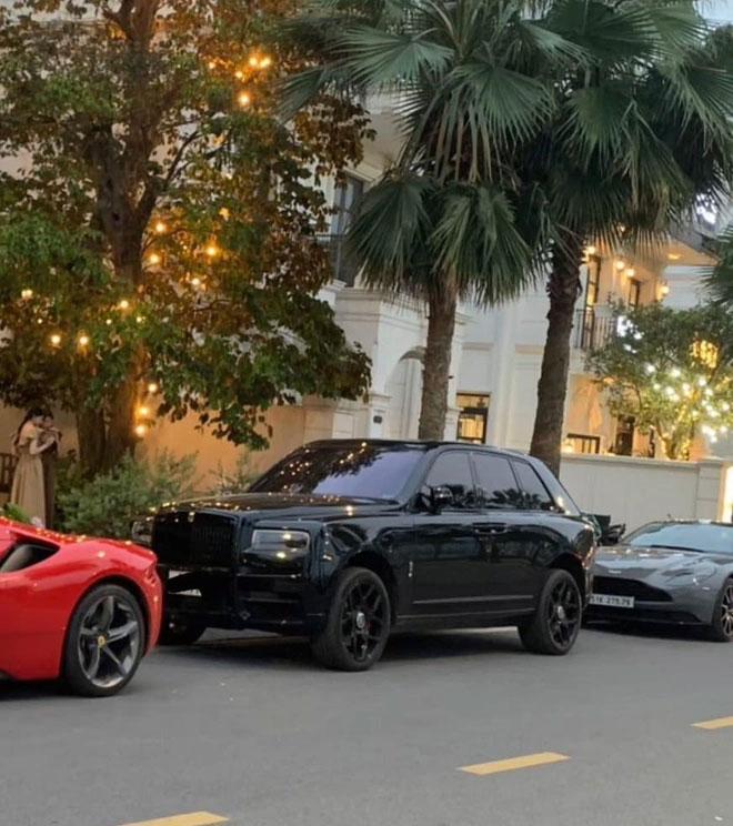 Dàn siêu xe rước dâu trong đám hỏi Đạt Villa-5