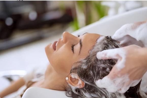 6 cách giúp mái tóc bóng mượt khi mùa hè đến-2