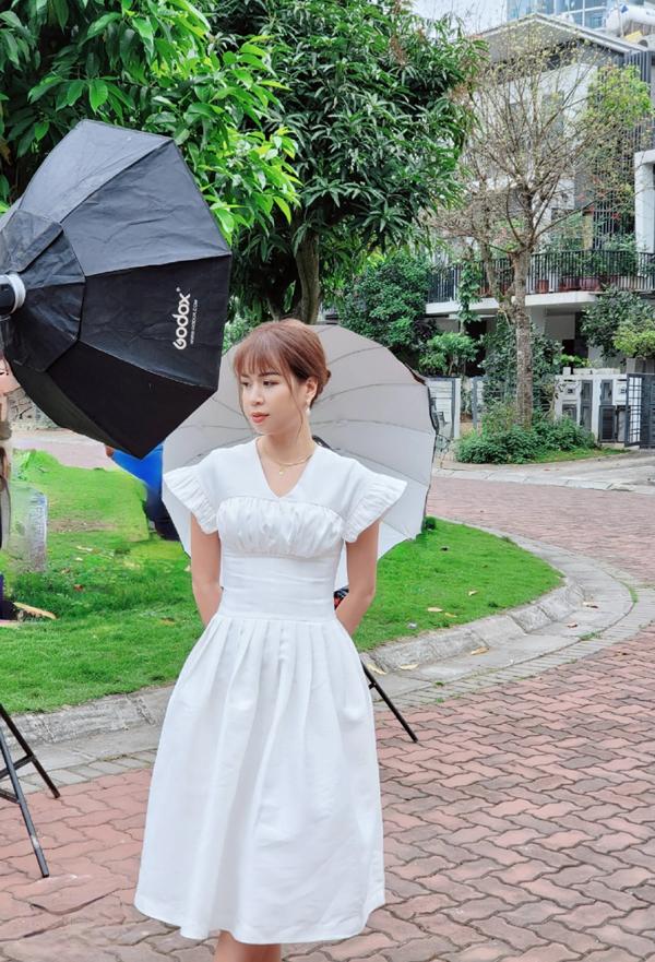 Vợ Mạnh Trường: Nhan sắc tuổi 40 qua 3 lần sinh nở có gì thay đổi?-5