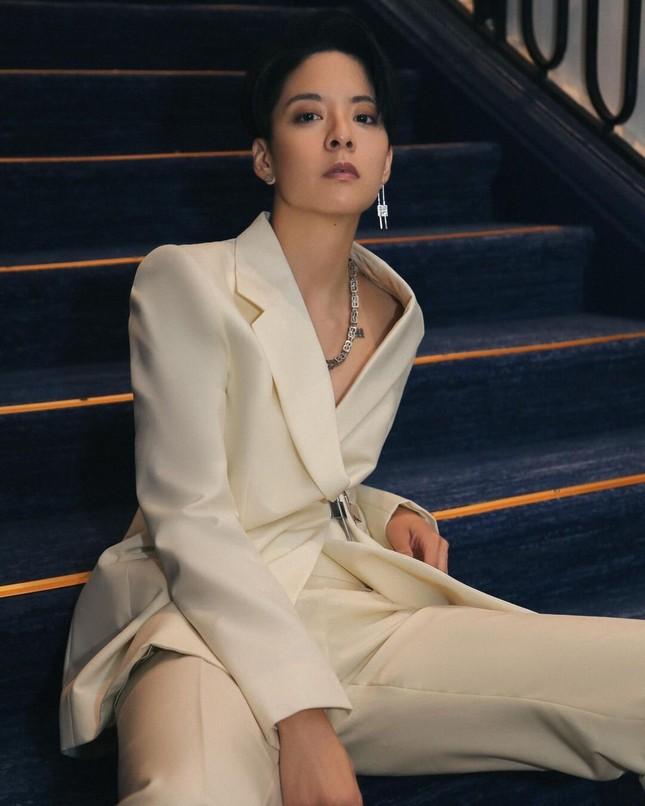 Amber: Tỷ tỷ được đẩy thuyền với Chi Pu, quá khứ bị miệt thị ngoại hình-3