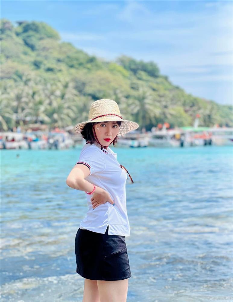 Luyến Lươn phim Cuộc Đời Vẫn Đẹp Sao gợi ý mặc đẹp đi biển-8