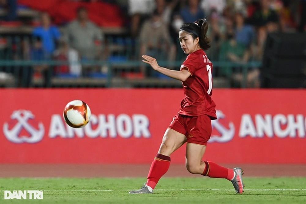 FIFA khen ngợi đặc biệt hai ngôi sao tuyển nữ Việt Nam-2