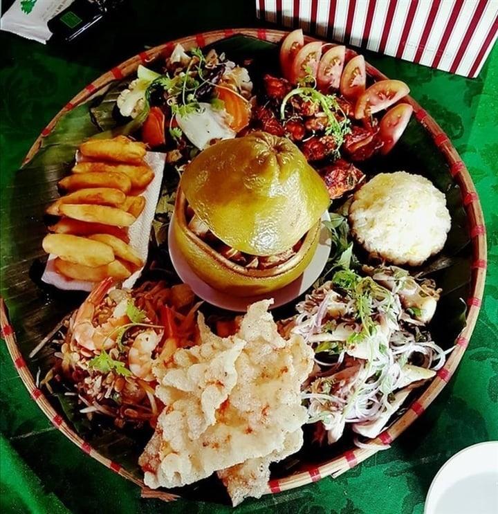 Đến Đồng Nai phải thử món ăn gà hấp bưởi-1