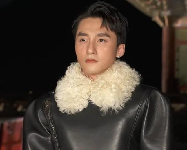 Đêm tiệc sóng gió hậu show thời trang có Sơn Tùng M-TP tham dự-4