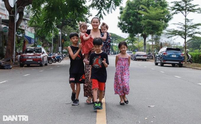 Loạt mỹ nhân Việt đông con: Nghiện đẻ, chi tiền tỷ nuôi con-7